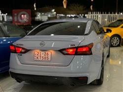 نيسان ألتيما